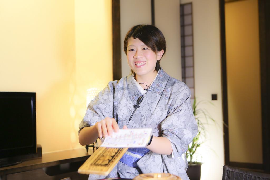 Sakaeya Hotel Yamanouchi  Eksteriør billede