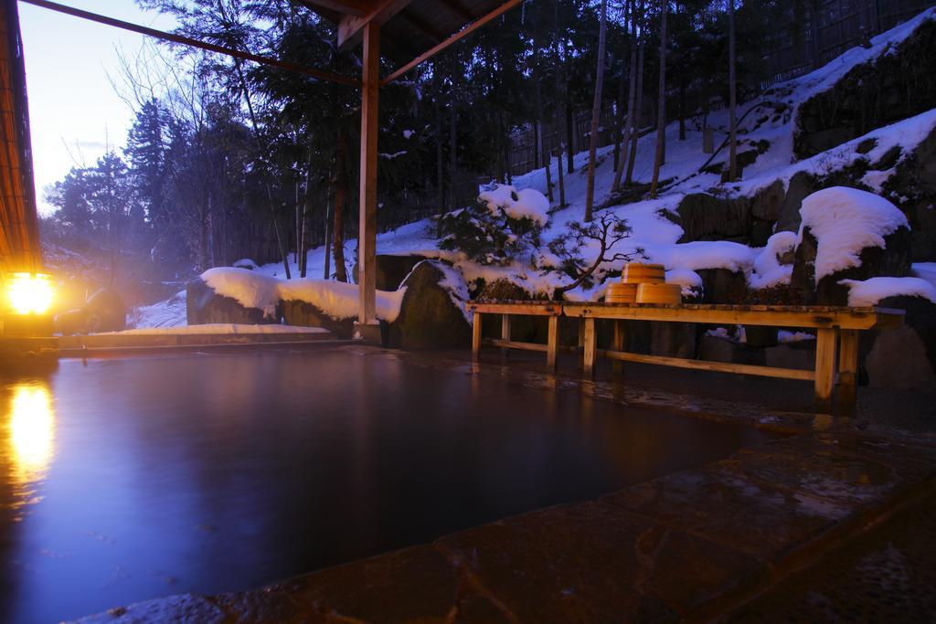Sakaeya Hotel Yamanouchi  Eksteriør billede